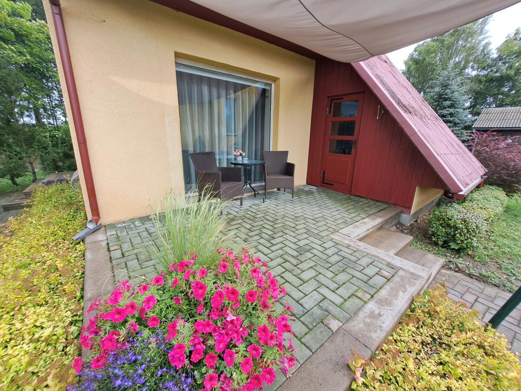 Guest House Podnieki 벤츠필스 외부 사진