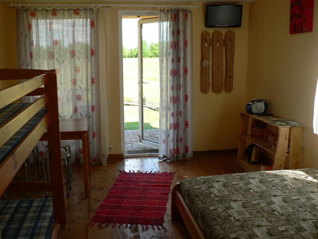 Guest House Podnieki 벤츠필스 외부 사진
