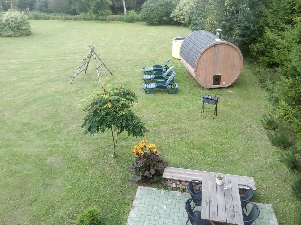 Guest House Podnieki 벤츠필스 외부 사진