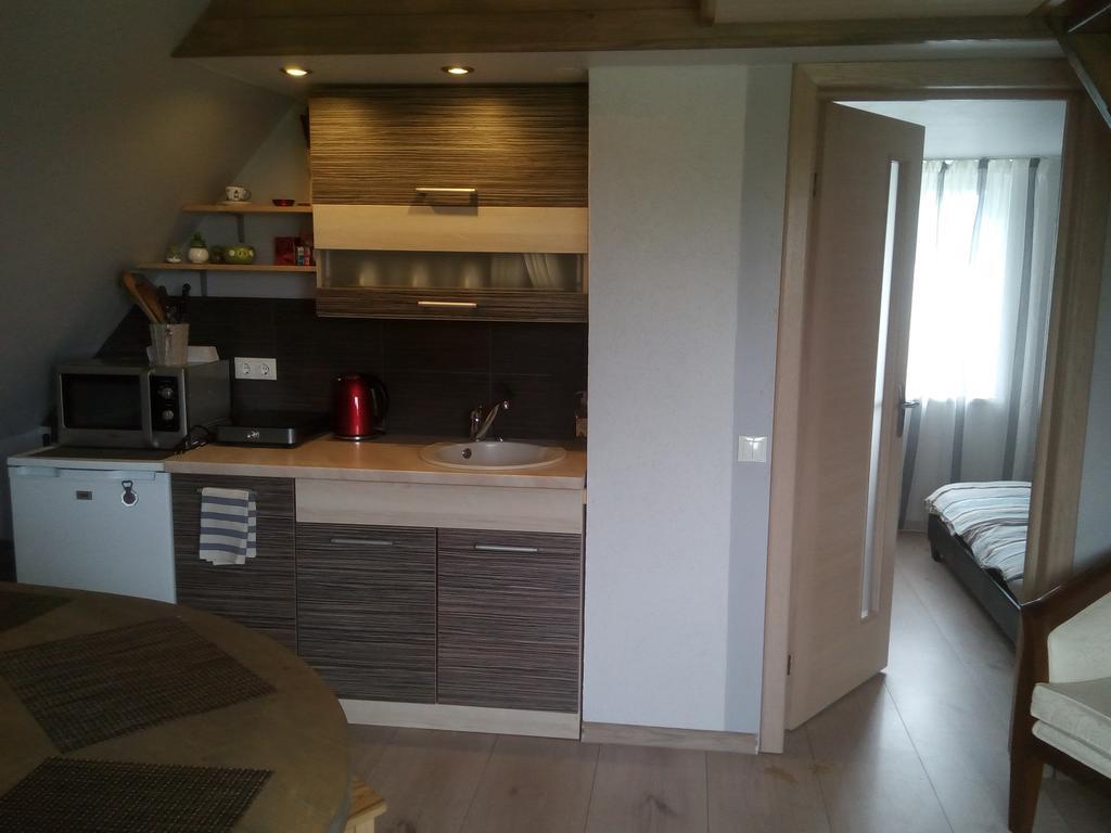 Guest House Podnieki 벤츠필스 외부 사진